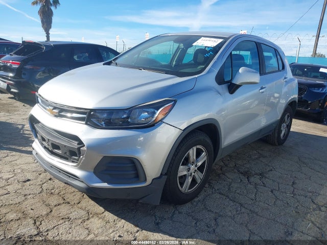 KL7CJKSB3LB039160 Chevrolet Trax Fwd Ls
