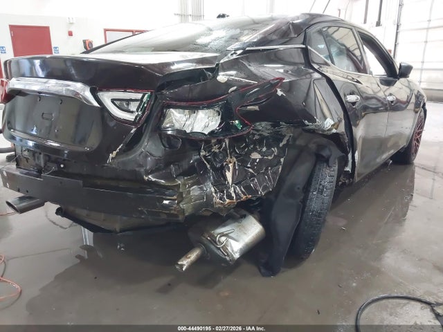 44490195 :رقم المزاد ، 1N4AA6AP3HC360220 vin ، 2017 Nissan Maxima 3.5 Platinum/3.5 S/3.5 Sl/3.5 Sr/3.5 Sv مزاد بيع