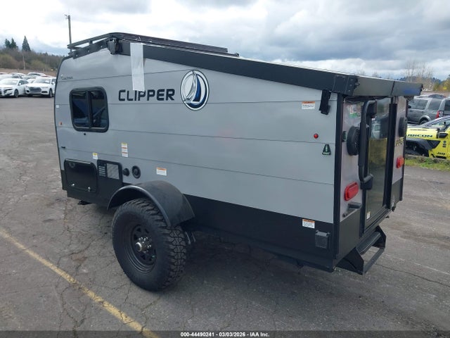 5ZT1CPAC9N5021306 Coachmen Clipper Ex