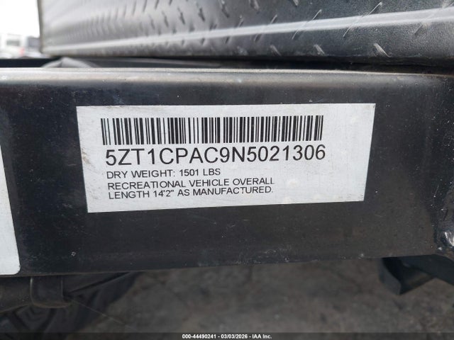 5ZT1CPAC9N5021306 Coachmen Clipper Ex