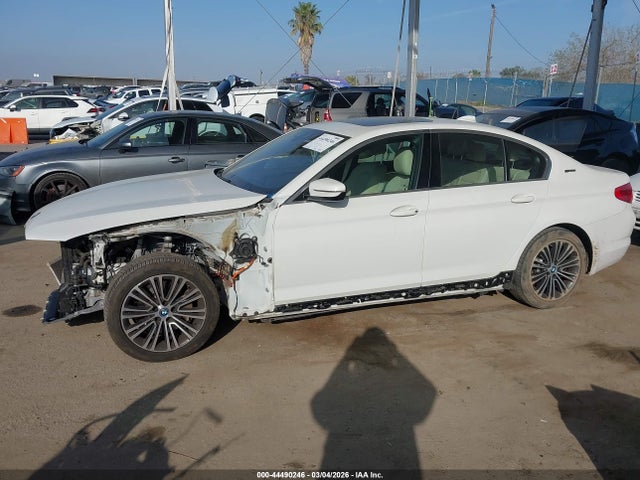 WBAJA9C51KB392925 BMW 530e Iperformance