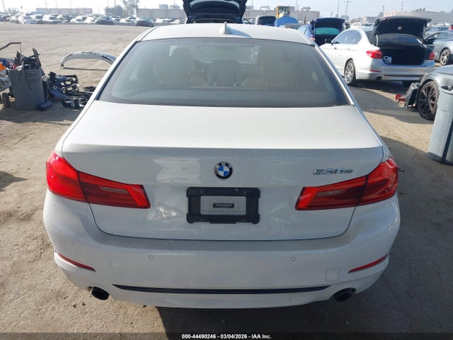 WBAJA9C51KB392925 BMW 530e Iperformance