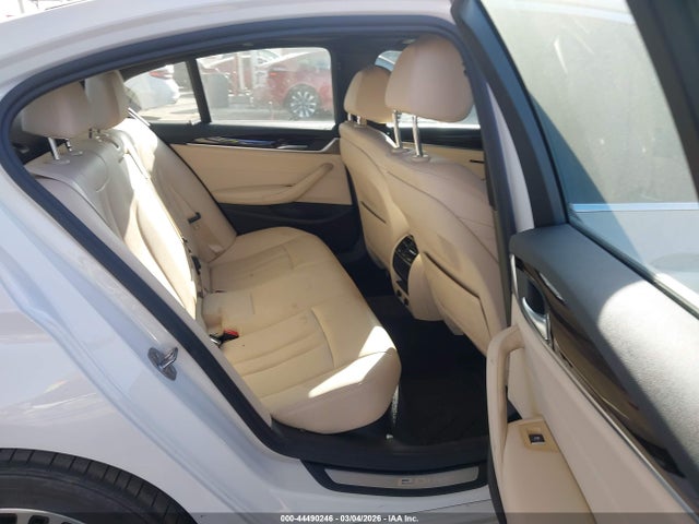 WBAJA9C51KB392925 BMW 530e Iperformance