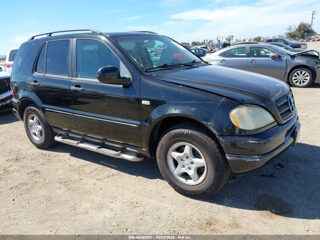 44490257 :رقم المزاد ، 4JGAB54EXYA162981 vin ، 2000 Mercedes-benz Ml 320 مزاد بيع
