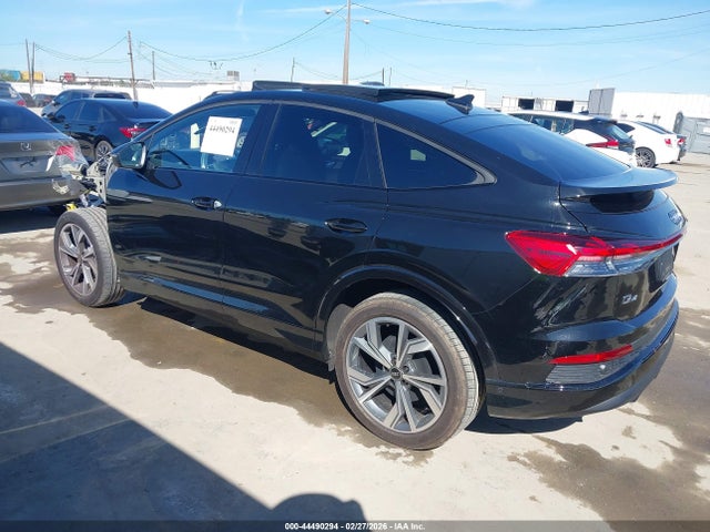 2023 AUDI Q4 SPORTBACK E-TRON WA132BFZ3PP037046 Photo 2
