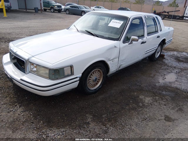 1993 LINCOLN TOWN CAR 1LNLM81WXPY753500 Photo 1