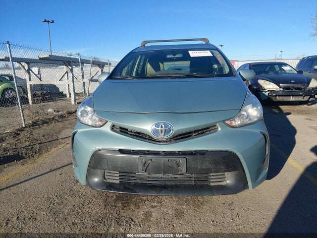 JTDZN3EUXGJ043626 Toyota Prius V Two
