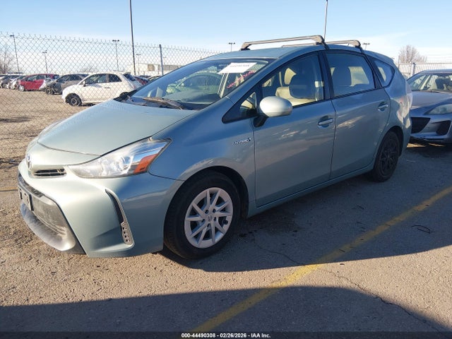 JTDZN3EUXGJ043626 Toyota Prius V Two