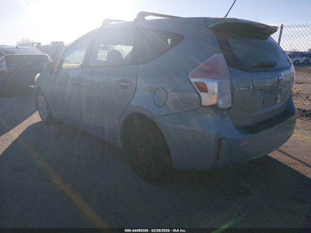 JTDZN3EUXGJ043626 Toyota Prius V Two