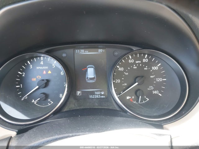 JN8AT2MT4HW380761 Nissan Rogue Sl