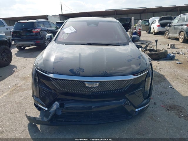 3GYK3BMR7SS262110 Cadillac Optiq Luxury 1 Awd