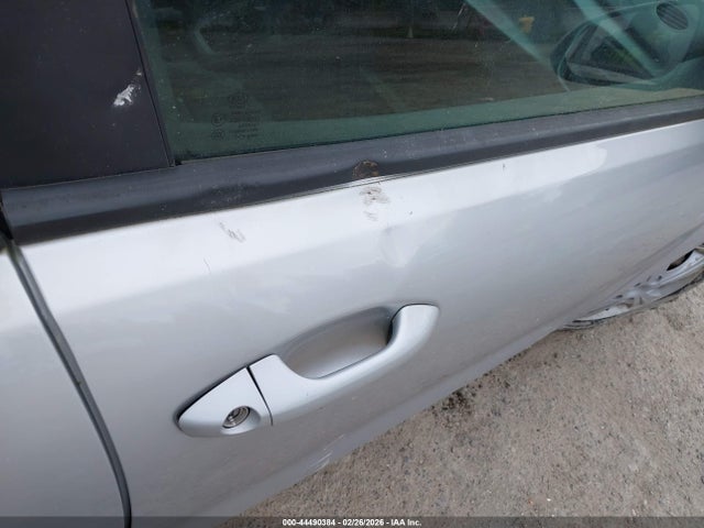 3KPA24AB3KE220796 KIA RIO LX