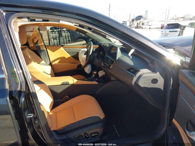 58ADZ1B12SU208545 Lexus ES 350