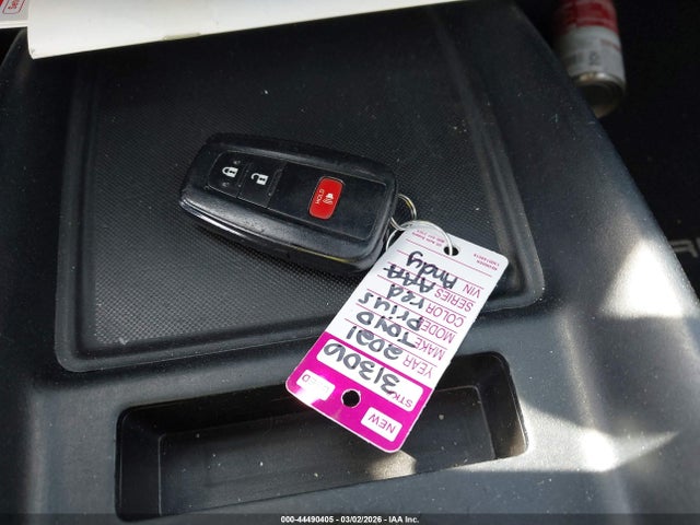2021 TOYOTA PRIUS JTDKAMFU4M3149071 Photo 10