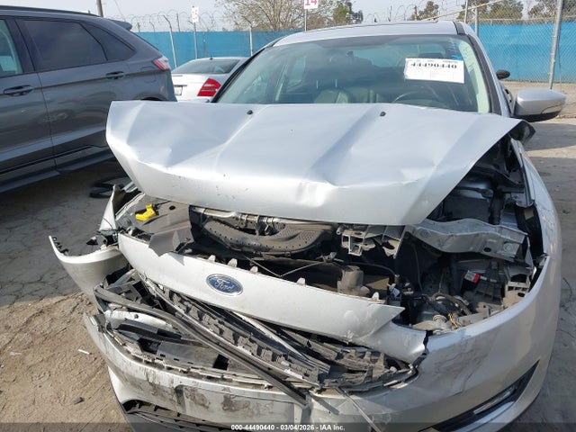 Ford Focus Titanium 2015 1FADP3N27FL248056 Image 12