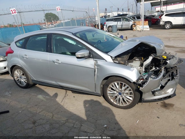 Ford Focus Titanium 2015 1FADP3N27FL248056 Image 13