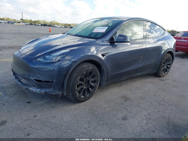 2022 Tesla Model Y Long Range Dual Motor All-wheel Drive მანქანა იყიდება აუქციონზე, vin: 7SAYGDEE4NF426196, აუქციონის ნომერი: 44490484