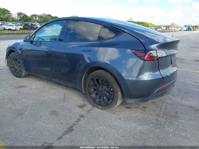 2022 Tesla Model Y Long Range Dual Motor All-wheel Drive მანქანა იყიდება აუქციონზე, vin: 7SAYGDEE4NF426196, აუქციონის ნომერი: 44490484