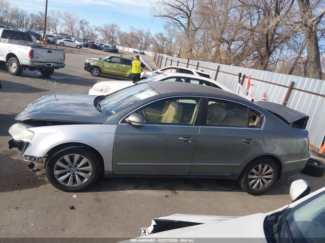 Продажа на аукционе авто 2007 Volkswagen Passat 2.0t/wolfsburg Edition, vin: WVWAK73C57E231647, номер лота: 44490492