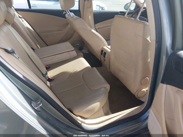 Продажа на аукционе авто 2007 Volkswagen Passat 2.0t/wolfsburg Edition, vin: WVWAK73C57E231647, номер лота: 44490492