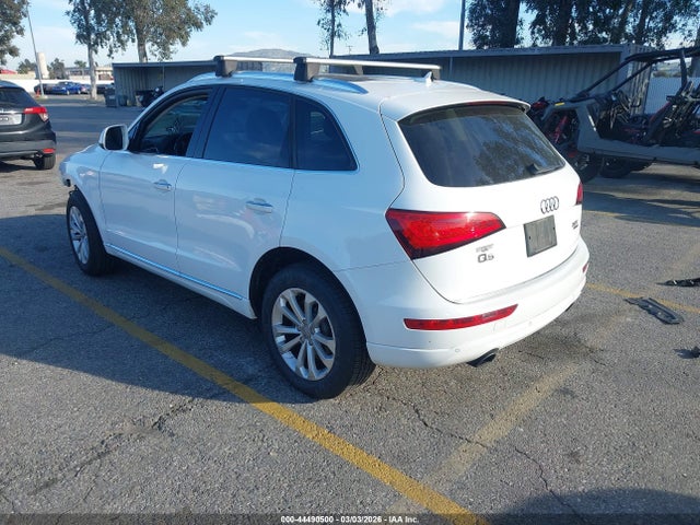 44490500 :رقم المزاد ، WA1LFAFP5FA128205 vin ، 2015 Audi Q5 2.0t Premium مزاد بيع