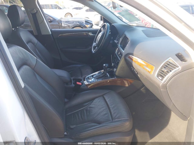 44490500 :رقم المزاد ، WA1LFAFP5FA128205 vin ، 2015 Audi Q5 2.0t Premium مزاد بيع