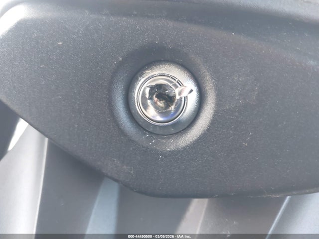 Yamaha YZFR6 2020 JYARJ28E9LA005739 Image 16