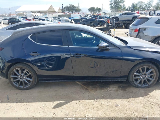 JM1BPALM9K1110549 Mazda MAZDA3