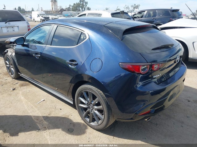 JM1BPALM9K1110549 Mazda MAZDA3