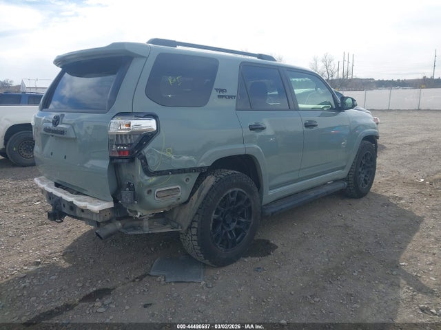 2022 TOYOTA 4RUNNER JTESU5JR8N5994152 Photo 3