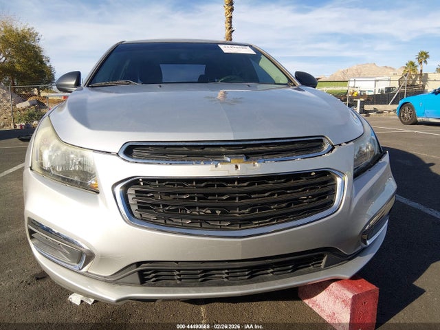 1G1PA5SH1F7128283 Chevrolet Cruze Ls Auto