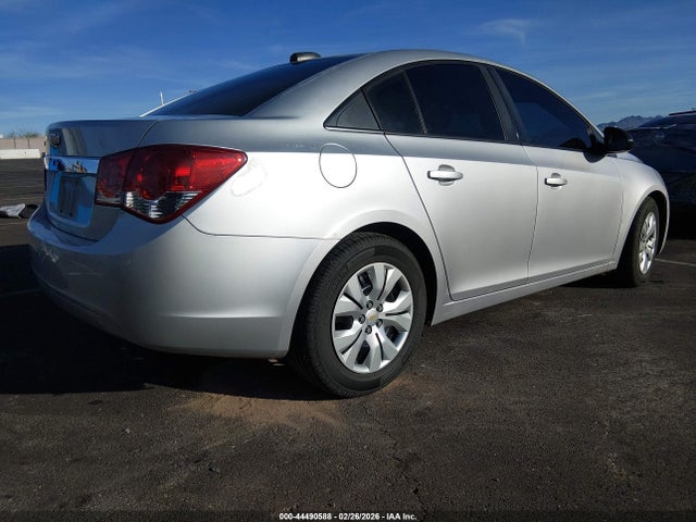 1G1PA5SH1F7128283 Chevrolet Cruze Ls Auto