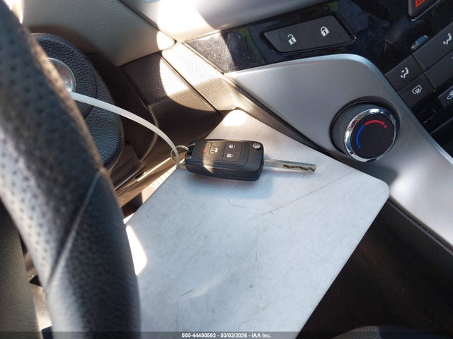 1G1PA5SG4E7281018 Chevrolet Cruze Ls Auto