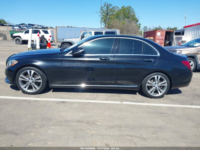 44490600 :رقم المزاد ، 55SWF4JB7FU079420 vin ، 2015 Mercedes-benz C 300 مزاد بيع