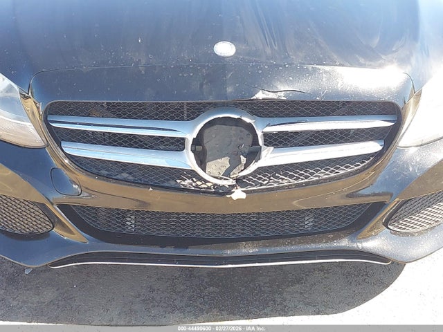 44490600 :رقم المزاد ، 55SWF4JB7FU079420 vin ، 2015 Mercedes-benz C 300 مزاد بيع