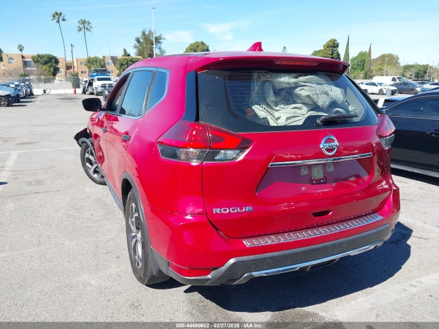 Nissan ROGUE S 2017 JN8AT2MT3HW388172 Image 3