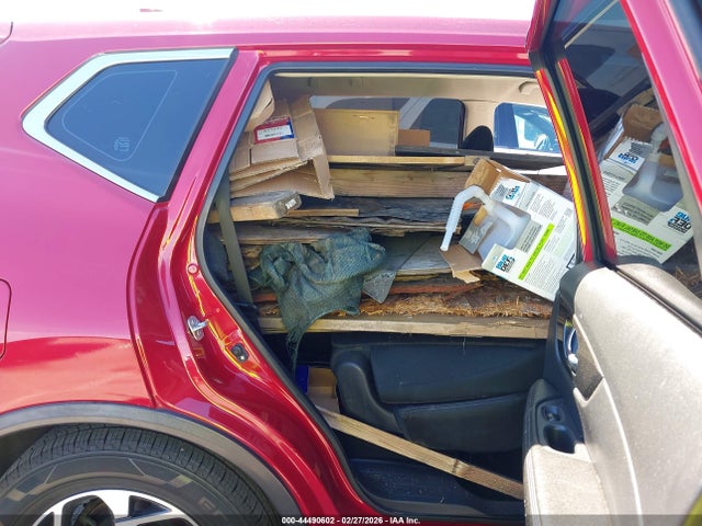 Nissan ROGUE S 2017 JN8AT2MT3HW388172 Image 8