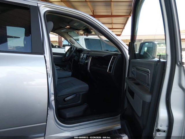 1C6RR7TTXJS162646 RAM 1500 Slt 4x4 6&#039;4 Box