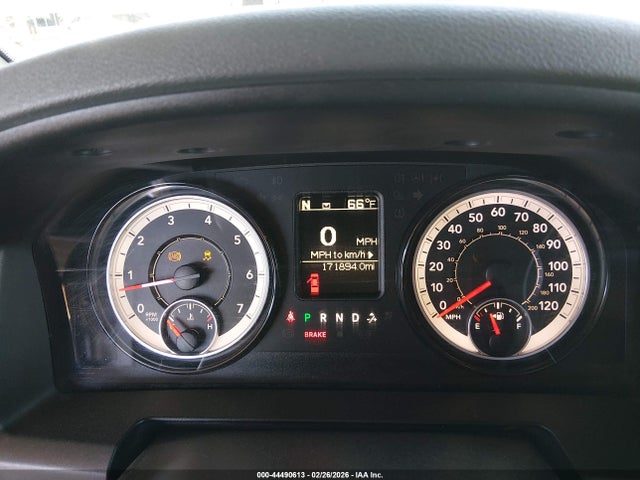 1C6RR7TTXJS162646 RAM 1500 Slt 4x4 6&#039;4 Box