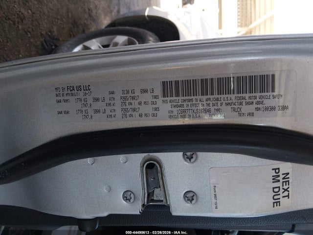1C6RR7TTXJS162646 RAM 1500 Slt 4x4 6&#039;4 Box