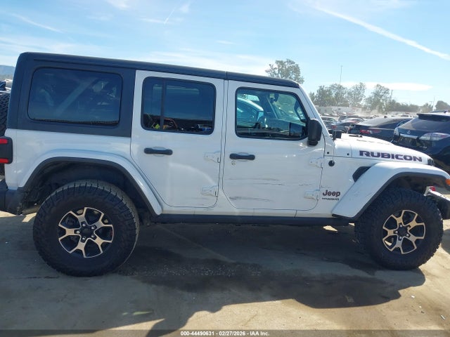 1C4HJXFGXJW146370 Jeep Wrangler Unlimited Rubicon 4x4