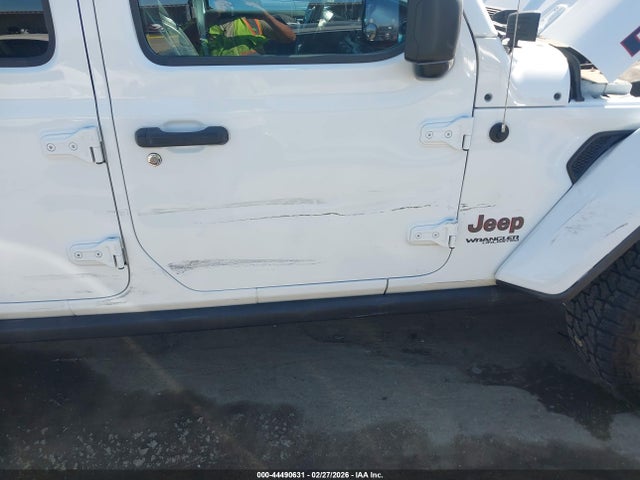 1C4HJXFGXJW146370 Jeep Wrangler Unlimited Rubicon 4x4