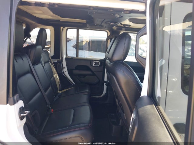 1C4HJXFGXJW146370 Jeep Wrangler Unlimited Rubicon 4x4