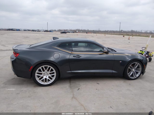 Chevrolet Camaro 2lt 2017 1G1FD1RS8H0101770 Image 13