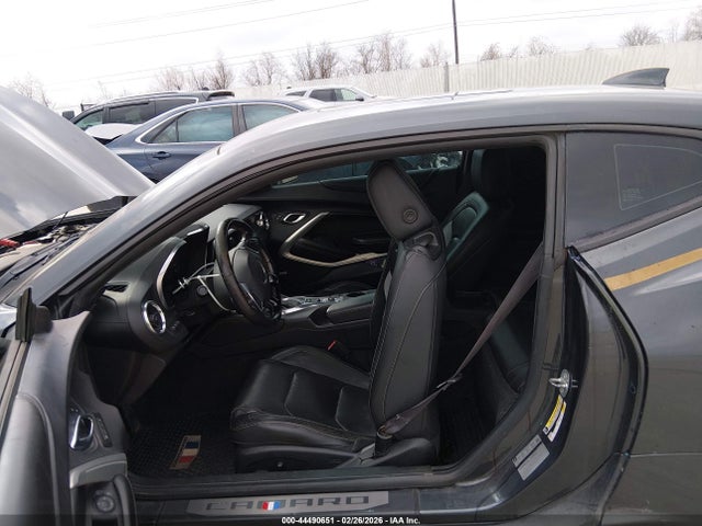 Chevrolet Camaro 2lt 2017 1G1FD1RS8H0101770 Image 8