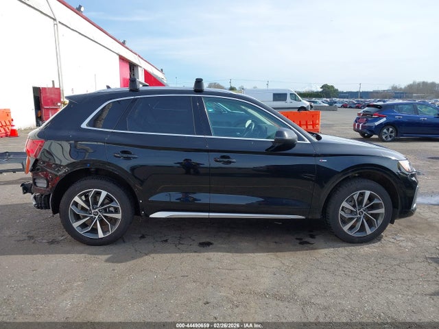 WA1EAAFY9N2131083 Audi Q5 Premium Plus 45 Tfsi S Line Quattro S Tronic