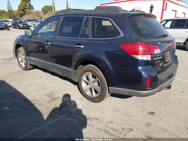 Subaru Outback 2.5i Limited 2014 4S4BRBPC4E3282185 Image 3