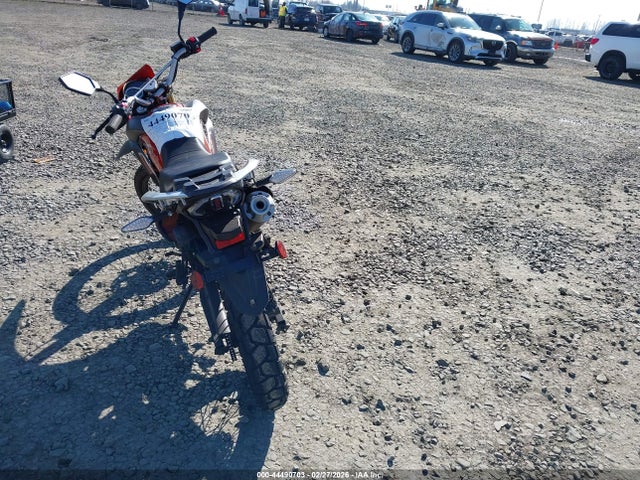 LZSJCNTB5J1000267 Enduro Zongshen Tt250