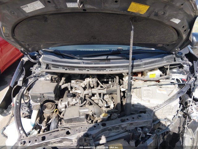 Toyota Prius C Two 2014 JTDKDTB32E1570217 Image 10