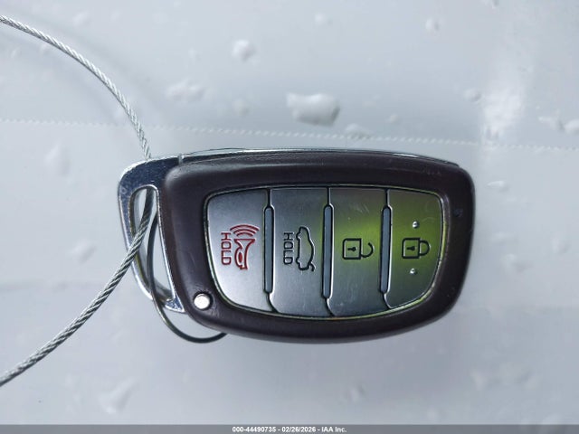 KMHD84LF9HU224532 Hyundai Elantra Limited